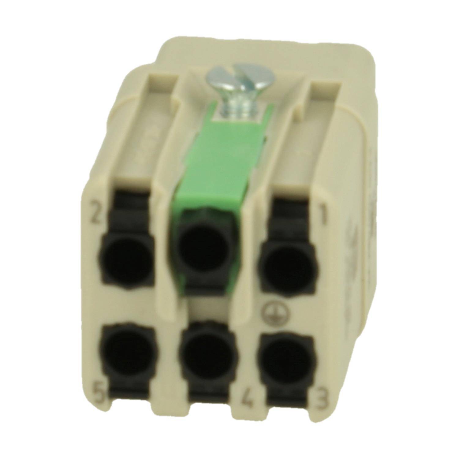 Nahaufnahme eines beigen Elektroanschlussblocks mit sechs schwarzen Anschlüssen und nummerierten Anschlussleistern, die eine grüne Sperrlasche oben zeigt.