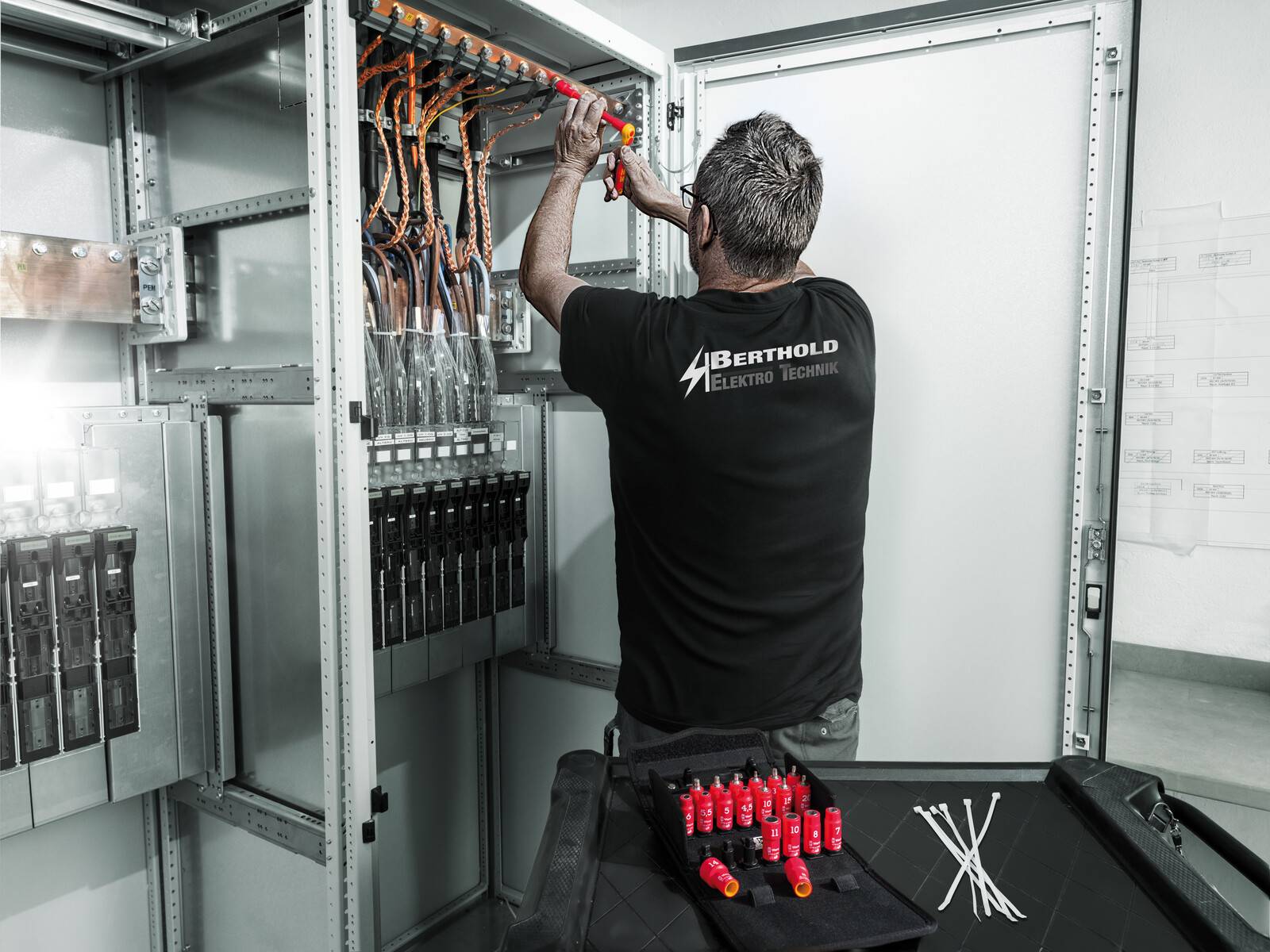 Wera 8100 SA VDE 1 Zyklop Knarrensatz isoliert Umschalthebel 1/4"-Antrieb metrisch