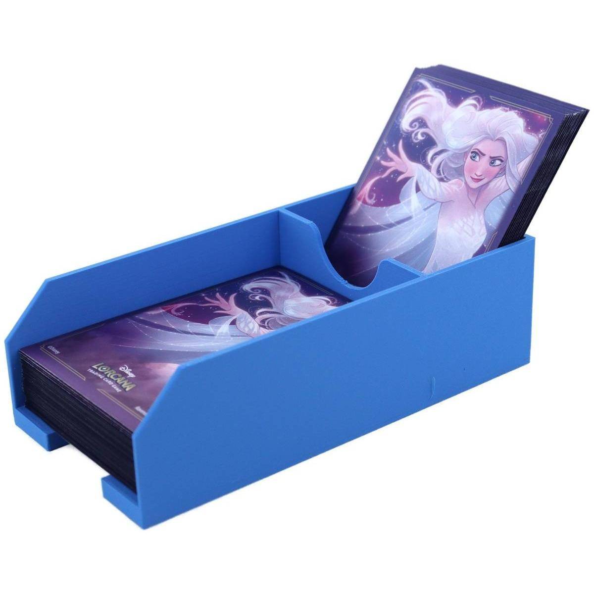 FH10109 - Feldherr Kartendeckhalter inkl. Ablagefach für Disney Lorcana - 140 Karten