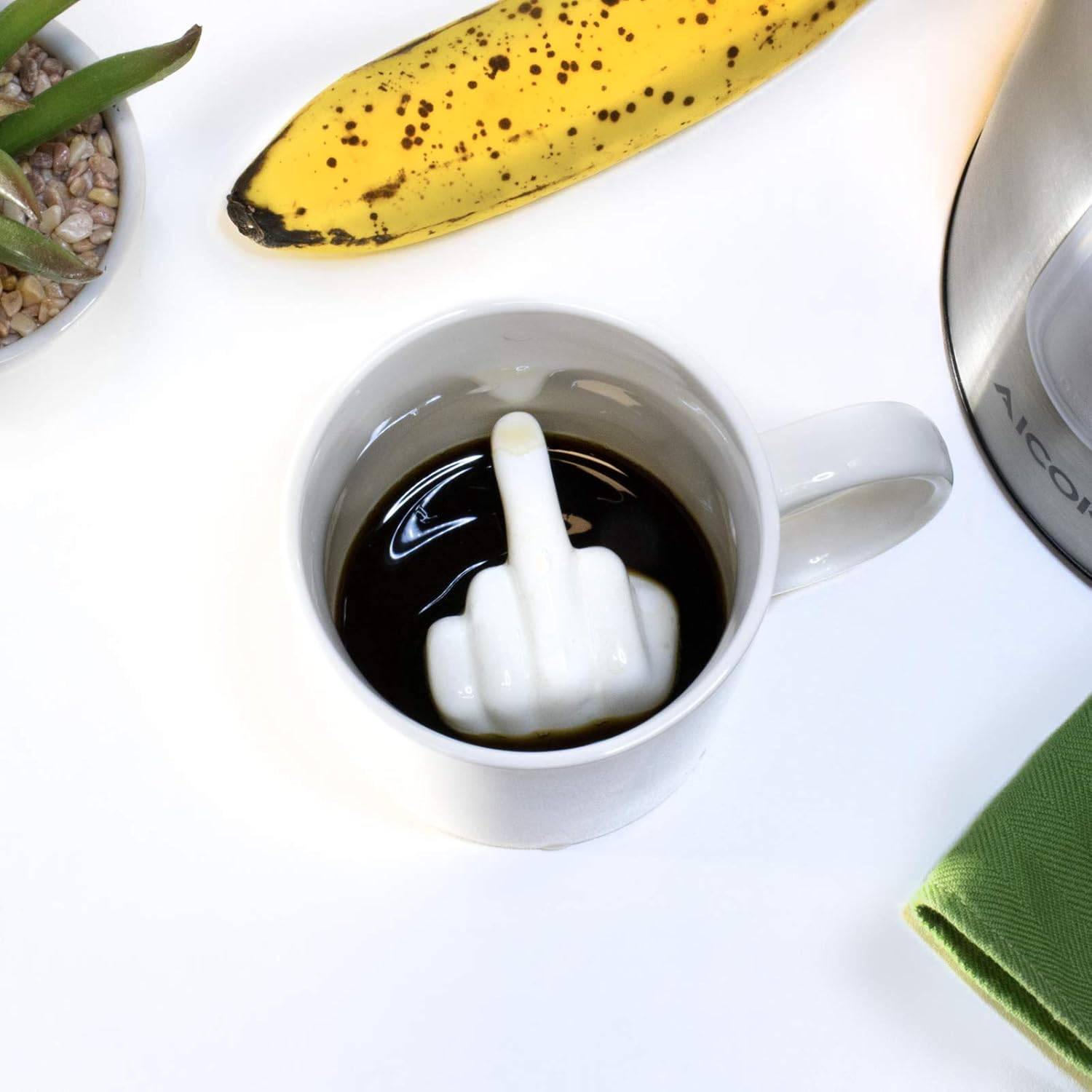 I-TOTAL® Kaffeetasse Teetasse Keramik Becher 300 ml 3D-Innenseite Mittelfinger