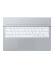 Geschlossener silberner Laptop mit sichtbarer Tastatur und großem zentralem Trackpad.
