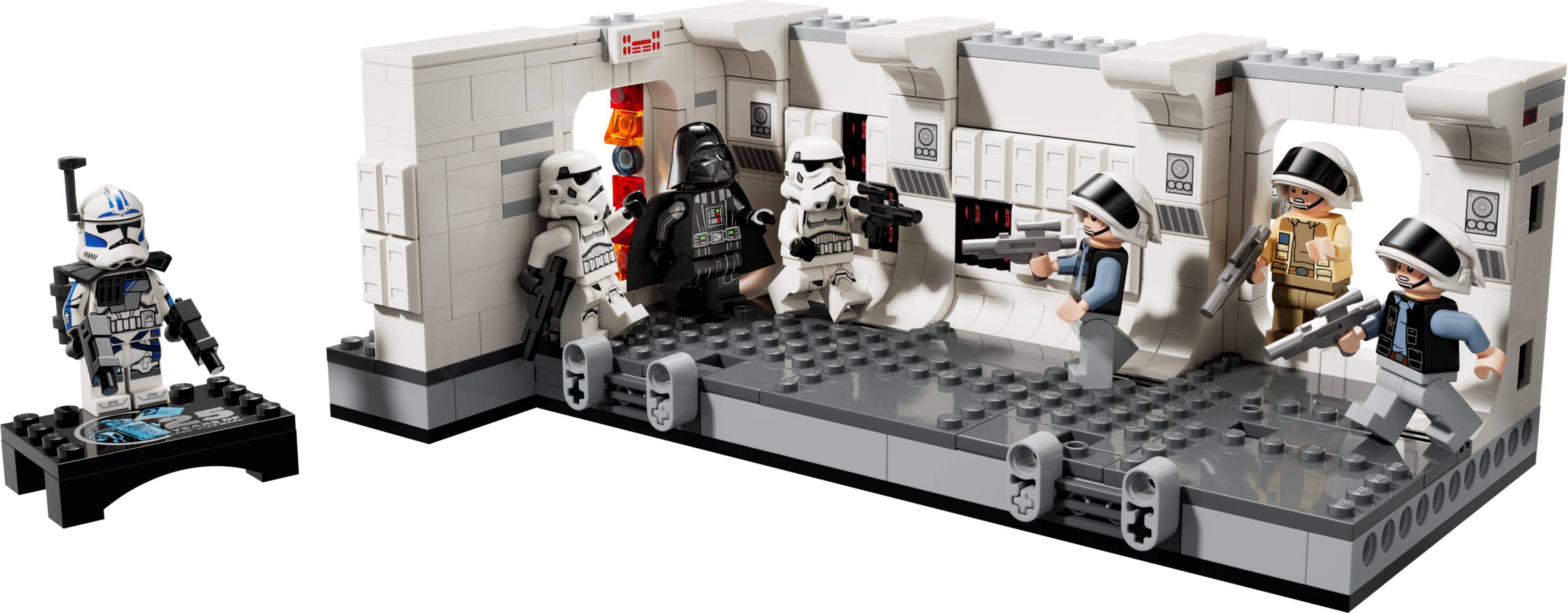LEGO® Star Wars™ 75387 Das Entern der Tantive IV™