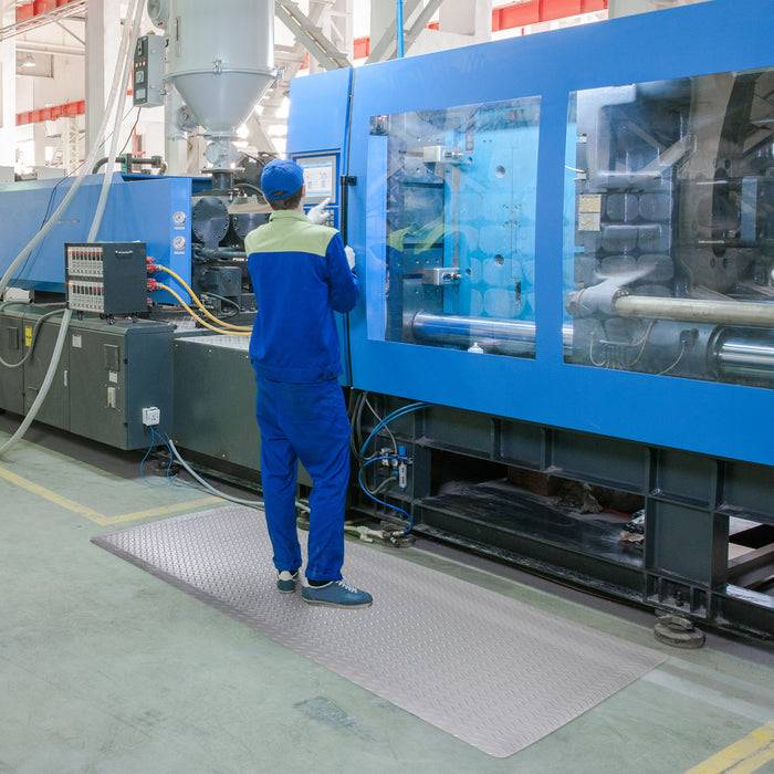 FLOORDIREKT Anti-Ermüdungsmatte Dyna-Protect Diamond - Dämpfende Arbeitsmatte - Entlastung für Gelenke & Wirbelsäule - 50 x 120 cm - Grau