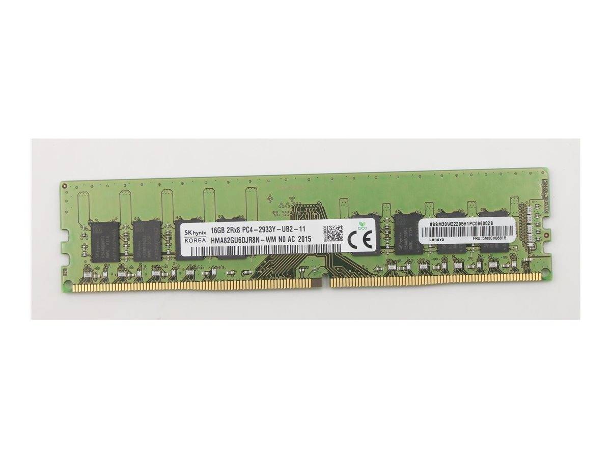Ein RAM-Speichermodul auf weißem Hintergrund, horizontal dargestellt mit sichtbarer grüner Leiterplatte und Beschriftungen.