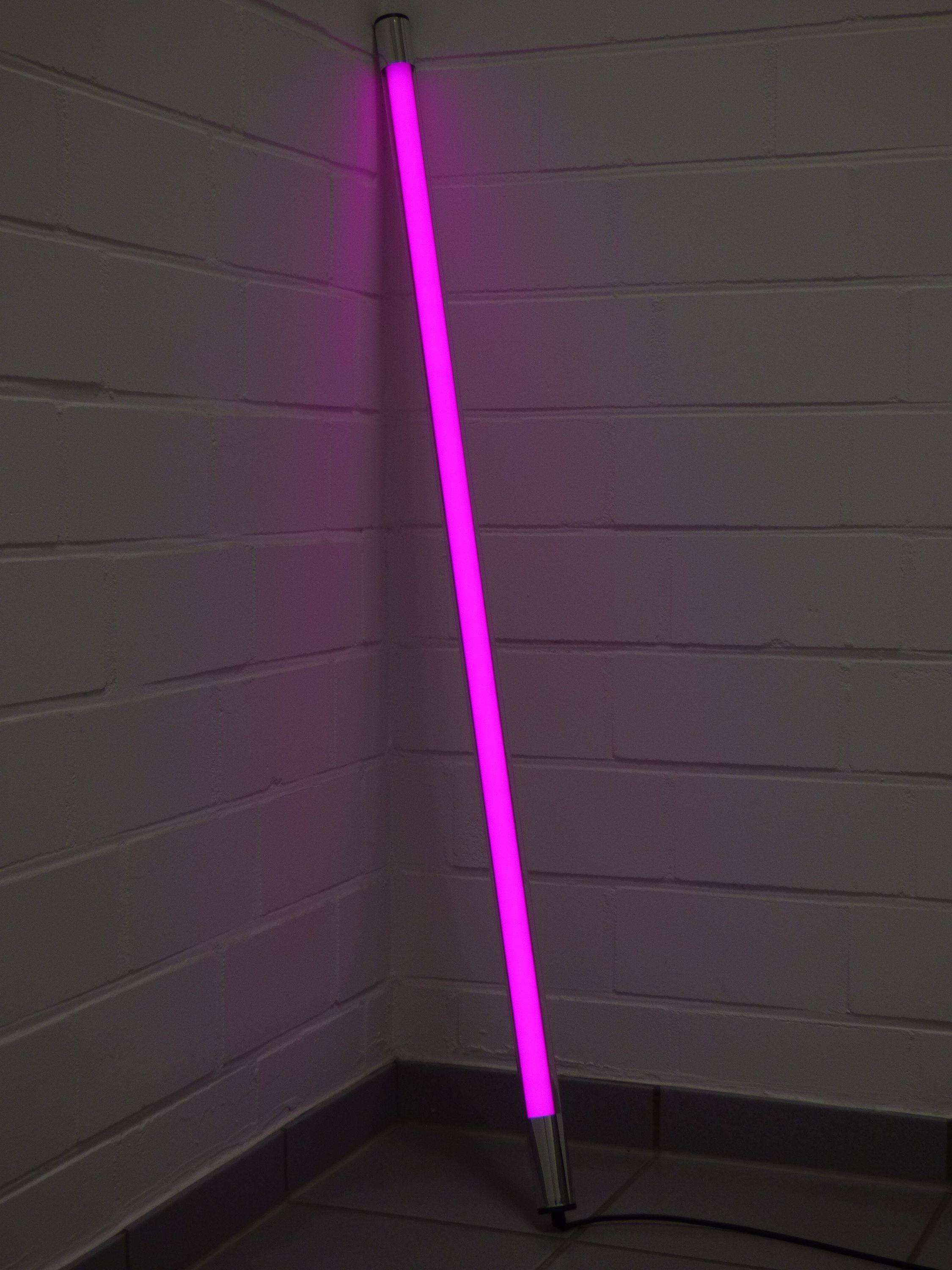 8272 LED Leuchtstab 9 Watt pink 1000 Lumen 63 cm Aussen IP-44