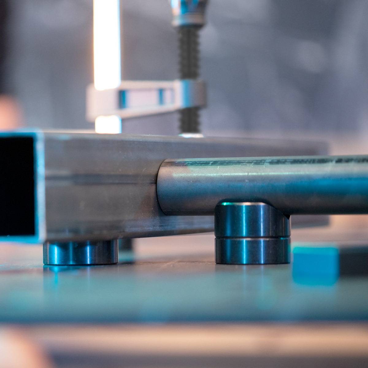 STAHLWERK Schraubzwinge für Schweißtische 80 x 200 mm D 16 Lochsystem