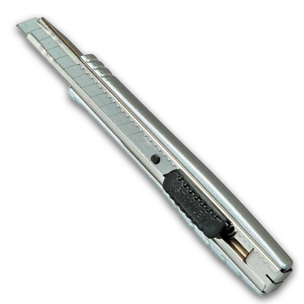 Cuttermesser FatMax� Nr. 0-10-411Griff aus AluminiumAutomatische Klingen-ArretierungKlingenführung in Edelstahl, rostfreiLeichtes Aus- und Einschie