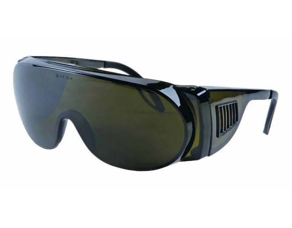 Panorama-BrillePanorama-Brille aus Kunststoff. Leichte Ausführung mit integriertem Seitenschutz, auch zum Tragen bei Korrektionsbrillen