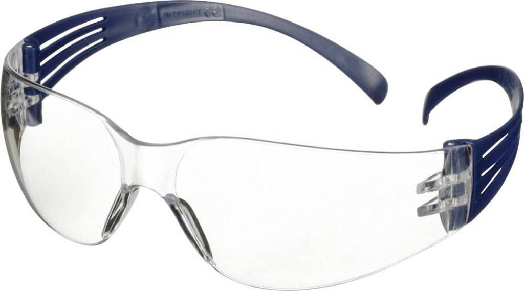3M� Brille SecureFit� 100Eigenschaften Sportliches Design mit blauen Bügeln Geschlitze Rippen im Bügel für komfortablen Druckausgleich