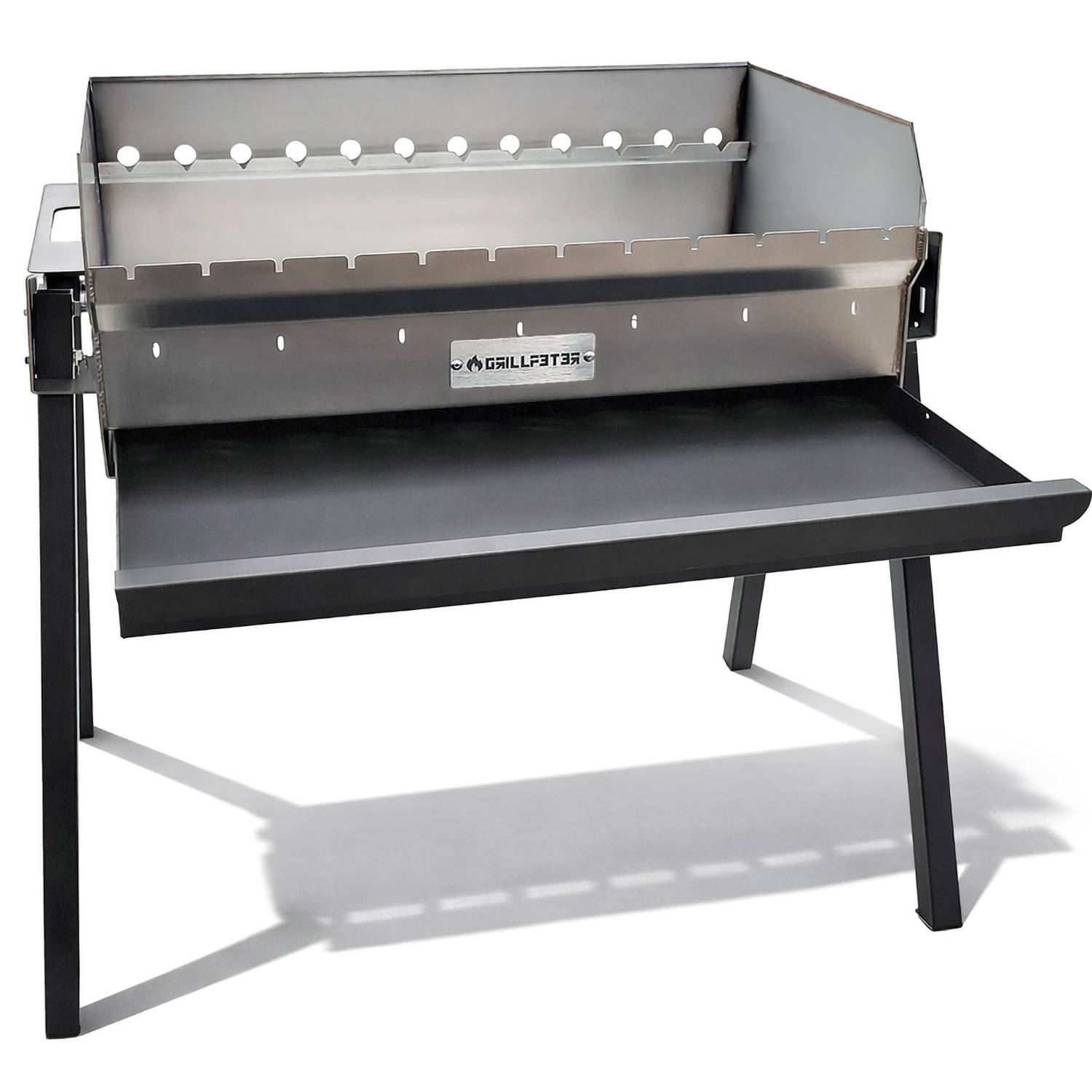 Ein Metallkohlengrill mit abnehmbarer Aschenschale, verstellbaren Luftöffnungen und stützenden schwarzen Beinen, entwickelt für die Verwendung im Freien.
