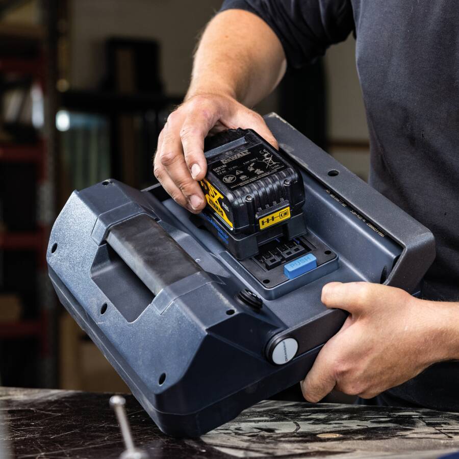 LED-Arbeitsleuchten Vega Connect 03.6106C Typ Vega 2 Connect (solo) Leuchtmittel LEDs Ausführung Akku 18/20 V oder Scang