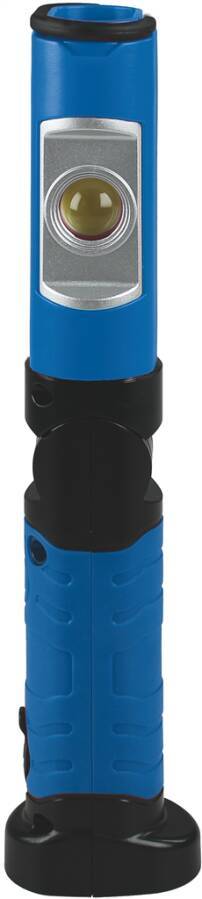 Blaue tragbare Taschenlampe mit großem rundem Objektiv, schwarzem Griff und breiter Basis, aufrecht auf weißem Hintergrund dargestellt.