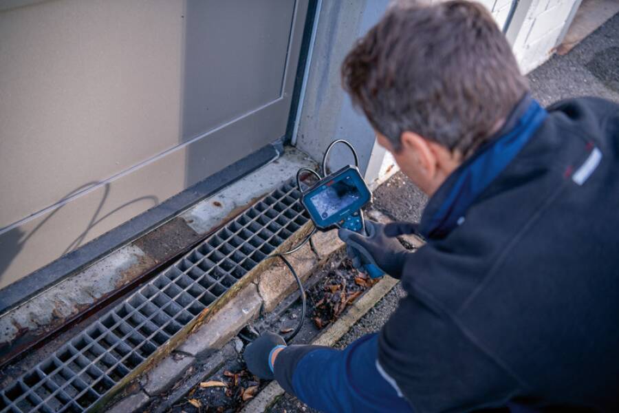 Akku-Inspektionskamera GIC 12 V-4-23 C 0601241500 Typ GIC 12 V-4-23 C Opt. D Lieferumfang AA1 Alkaline Akku-Adapter, 4 x