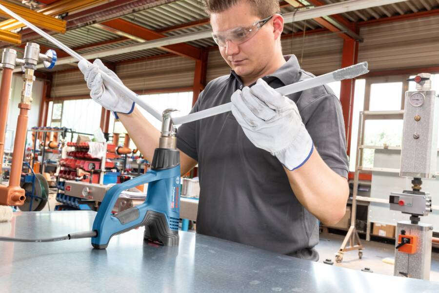 Heißluftgebläse GHG 23-66 06012A6303 Nennaufnahme 2300 W Temperaturbereich 50 - 650 °C Luftstrom 150 - 500 l/min Gewicht