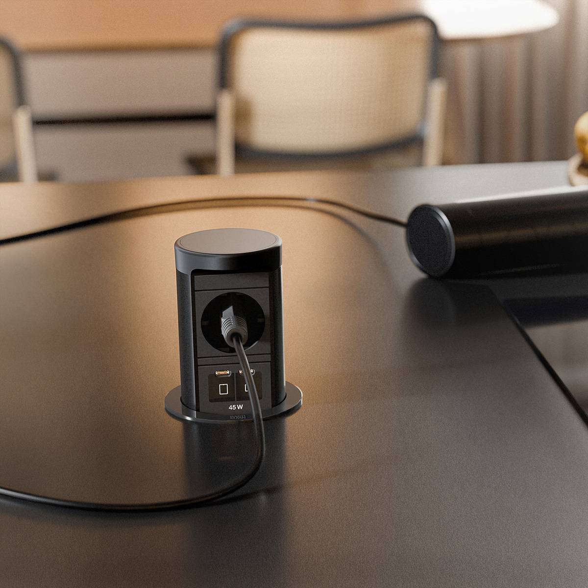 BACHMANN ELEVATOR2 1xCEE7/3, 1xUSB C/C 45W RAL9005 2,0 m AEH