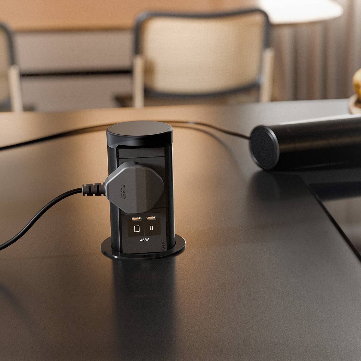 Bachmann ELEVATOR 2 1xUK 1xUSB C/C BM0020579