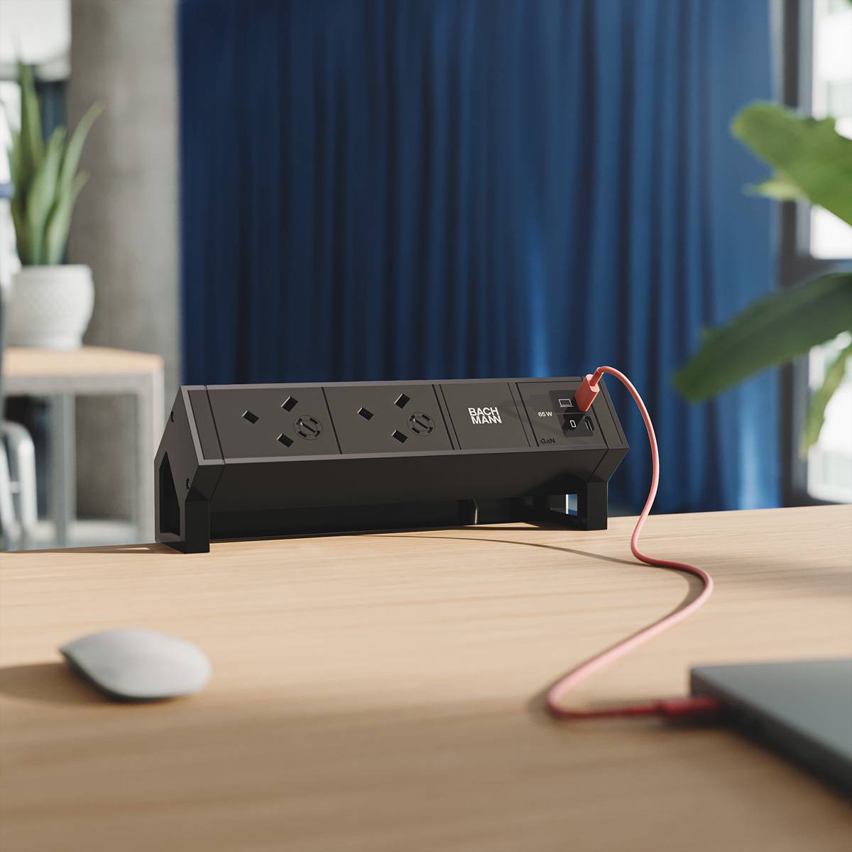 Bachmann DESK2 2xUK 1xUSB C/C BM0022055