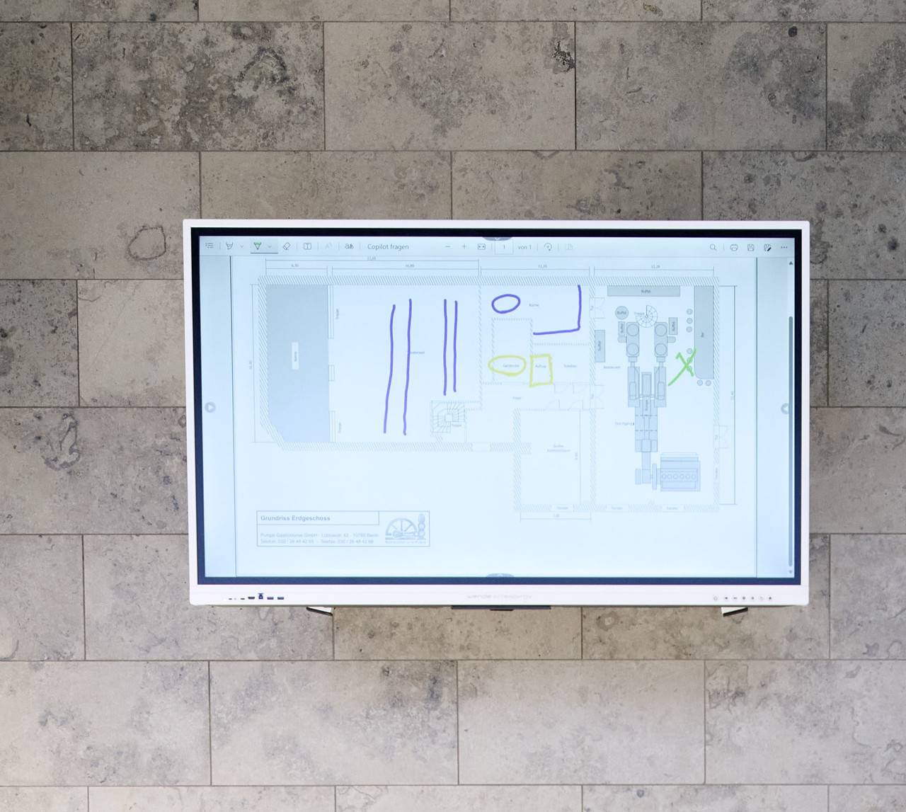 galneoscreen 65i V5 A14 (65 Zoll) das interaktive Whiteboard in elegantem Weiß inkl. Wandhalterung