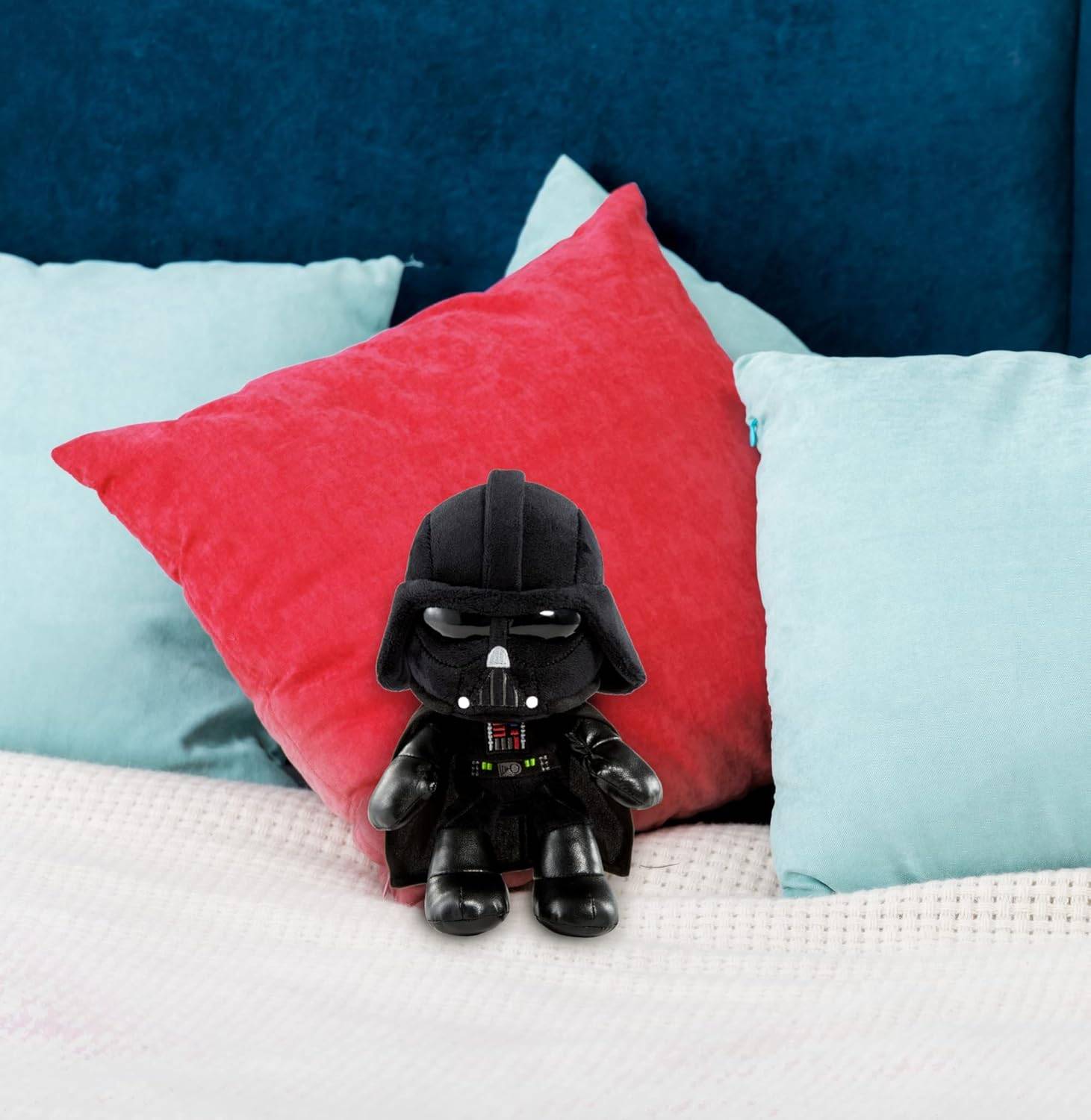 Disney Star Wars GXB27 Darth Vader Plüschfigur ca. 21 cm weiche Filmfigur 3+