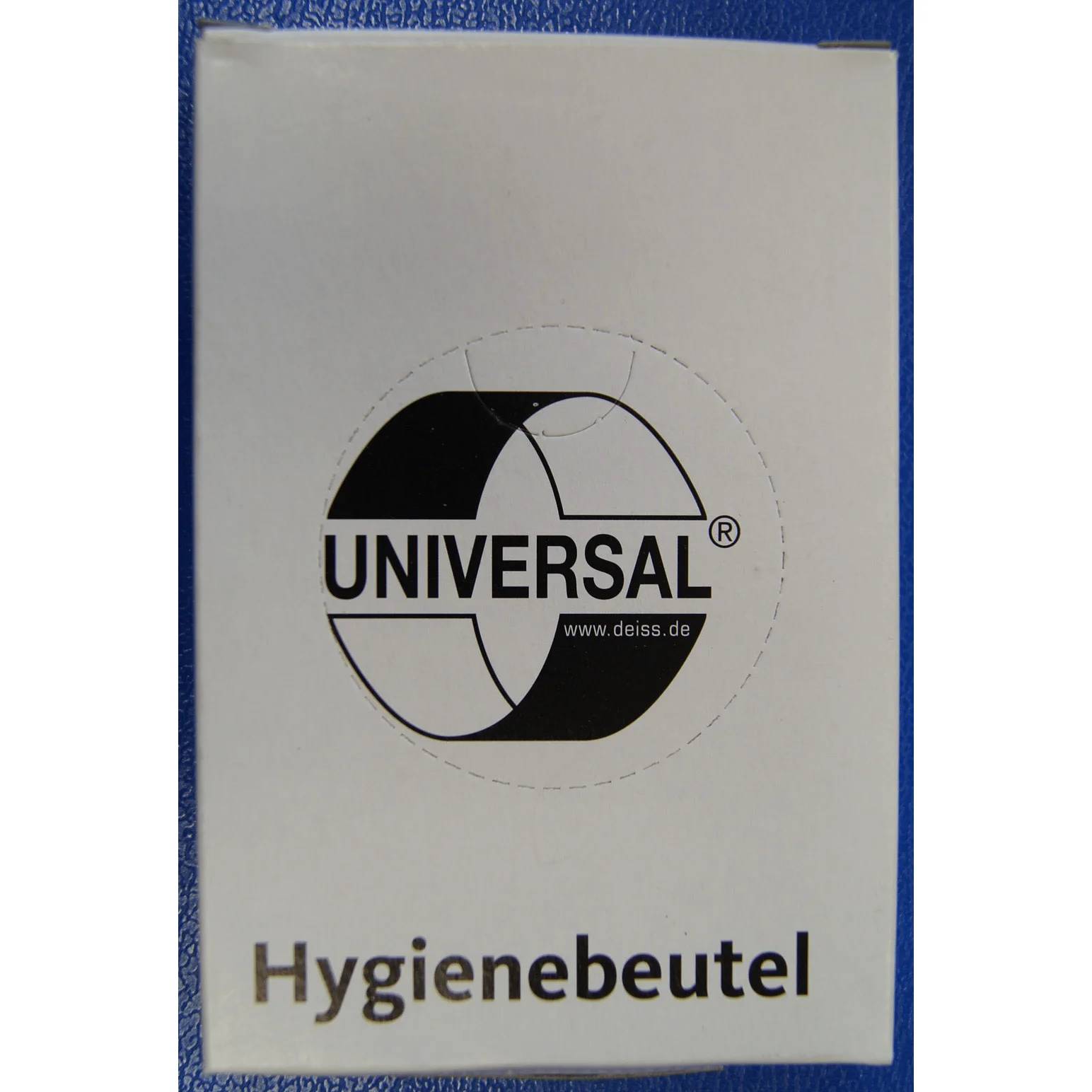 Weiße Packung mit der Beschriftung 
