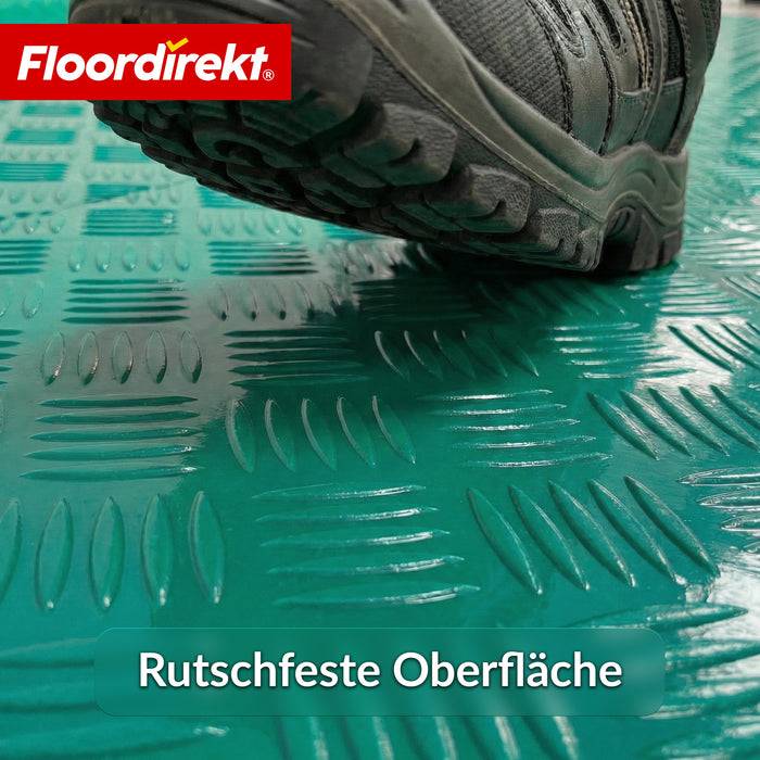 FLOORDIREKT PVC-Bodenbelag Bullet - Rutschfest & Pflegeleicht - Riffelblech-Optik - Grün - 110 × 300 cm