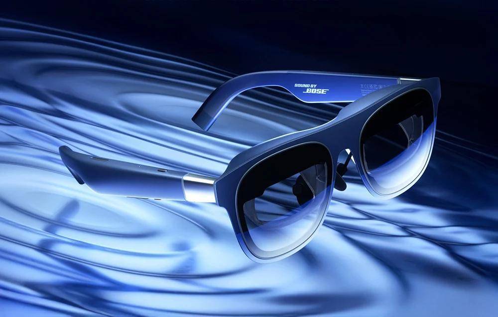 XREAL 1S, AR Brille, 120Hz HD-Display, 52° FOV, Elektrochromes Dimmen, USB-C