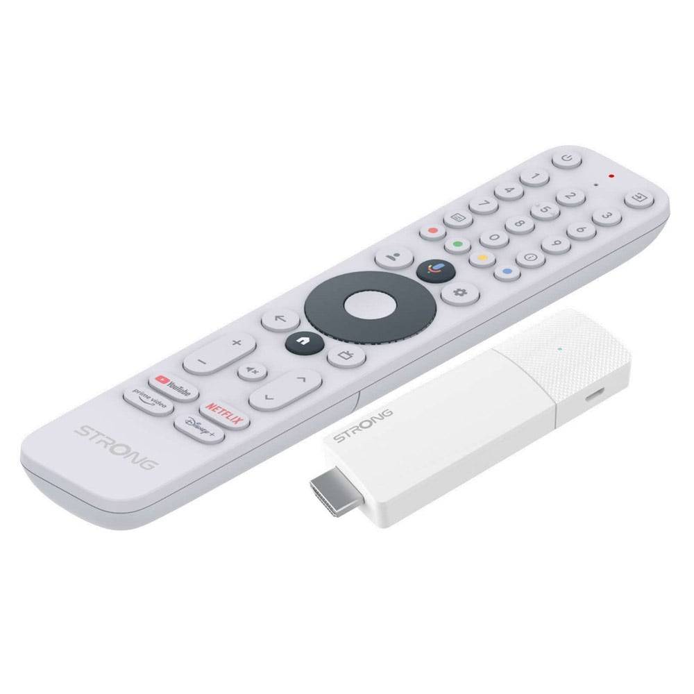 Weiße STRONG TV-Fernbedienung und passender USB-Dongle auf neutralem Hintergrund.