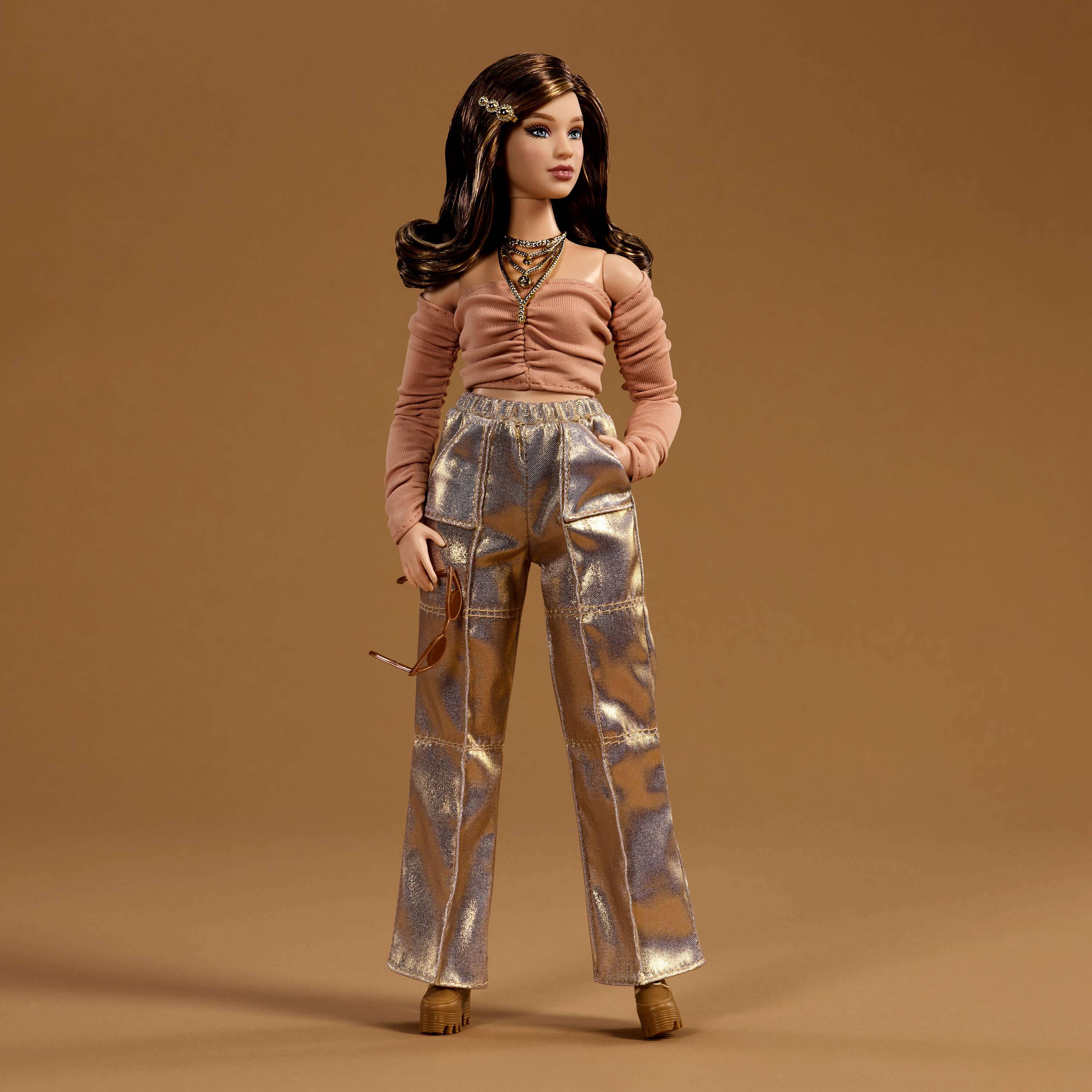 Mattel JJX37 - Barbie Signature Barbie Basics You Create Neutral Kit 03