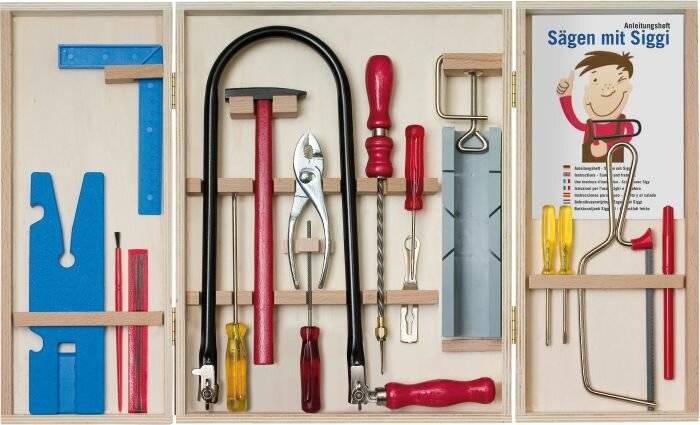 Laubsägeschrank inkl. Werkzeug