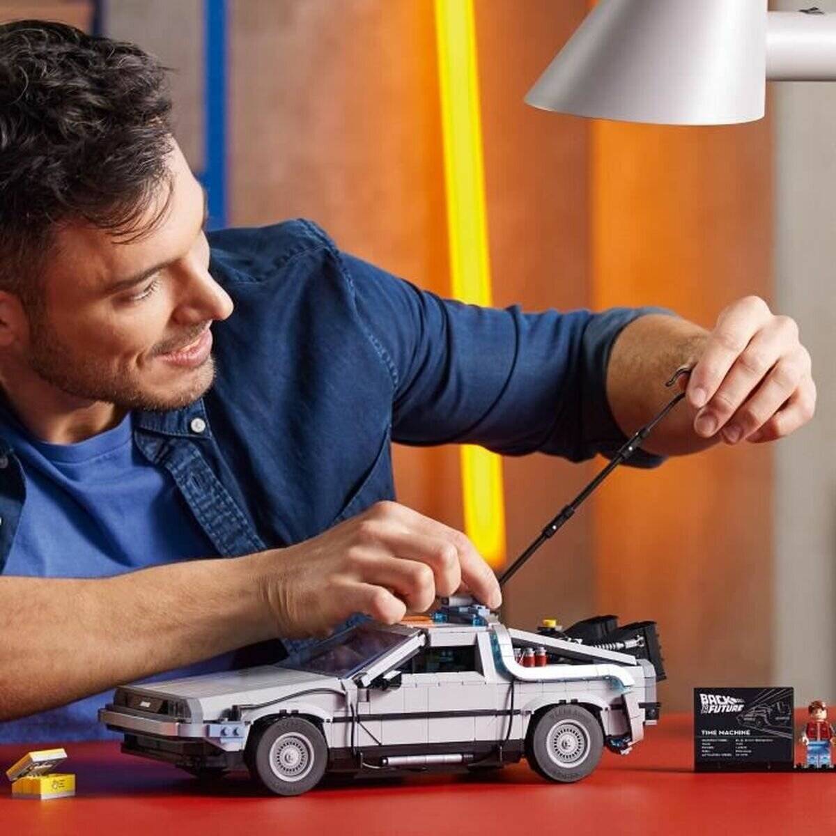 LEGO Creator Expert DeLorean DMC-12 DMC12 Die Zeitmaschine aus Zurück in die Zukunft (10300 )