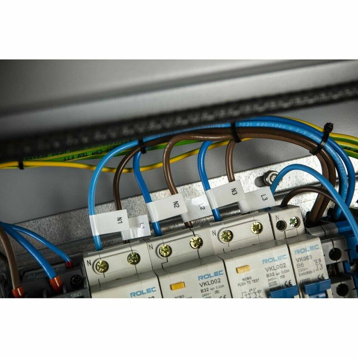 Brother P-touch Schriftband TZe-FX221 9mm x 8m