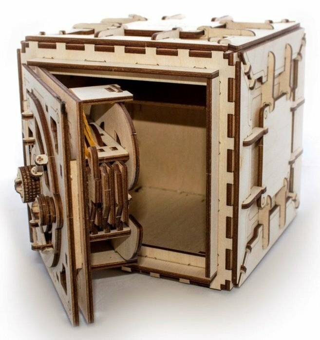 UGEARS 3D-Puzzle Safe 179 Teile