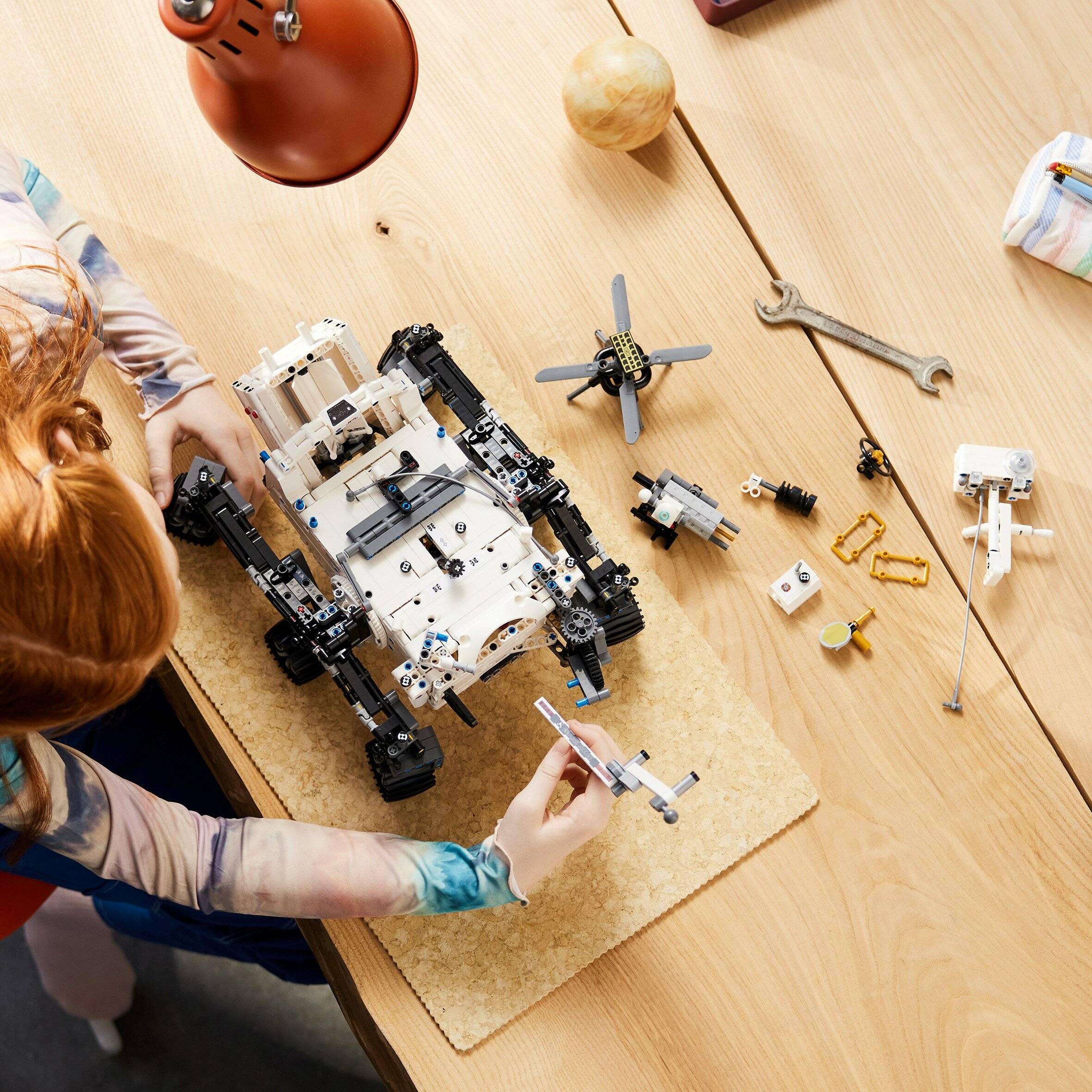LEGO Technic NASA Mars-Rover MarsRover Perseverance (42158 )