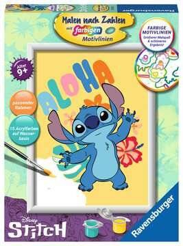 Umschlag eines Disney Stitch Malbuchs mit dem Titel "Malen nach Zahlen mit farbigen Motivenlinien"", das Stitch unter ""Aloha"" mit Farbdosen und einem Pinsel zeigt.
