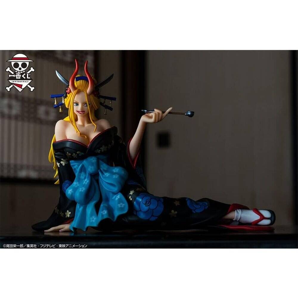 Ein Stü ck Glitter Schwarz Maria Ichibansho Figur 15cm
