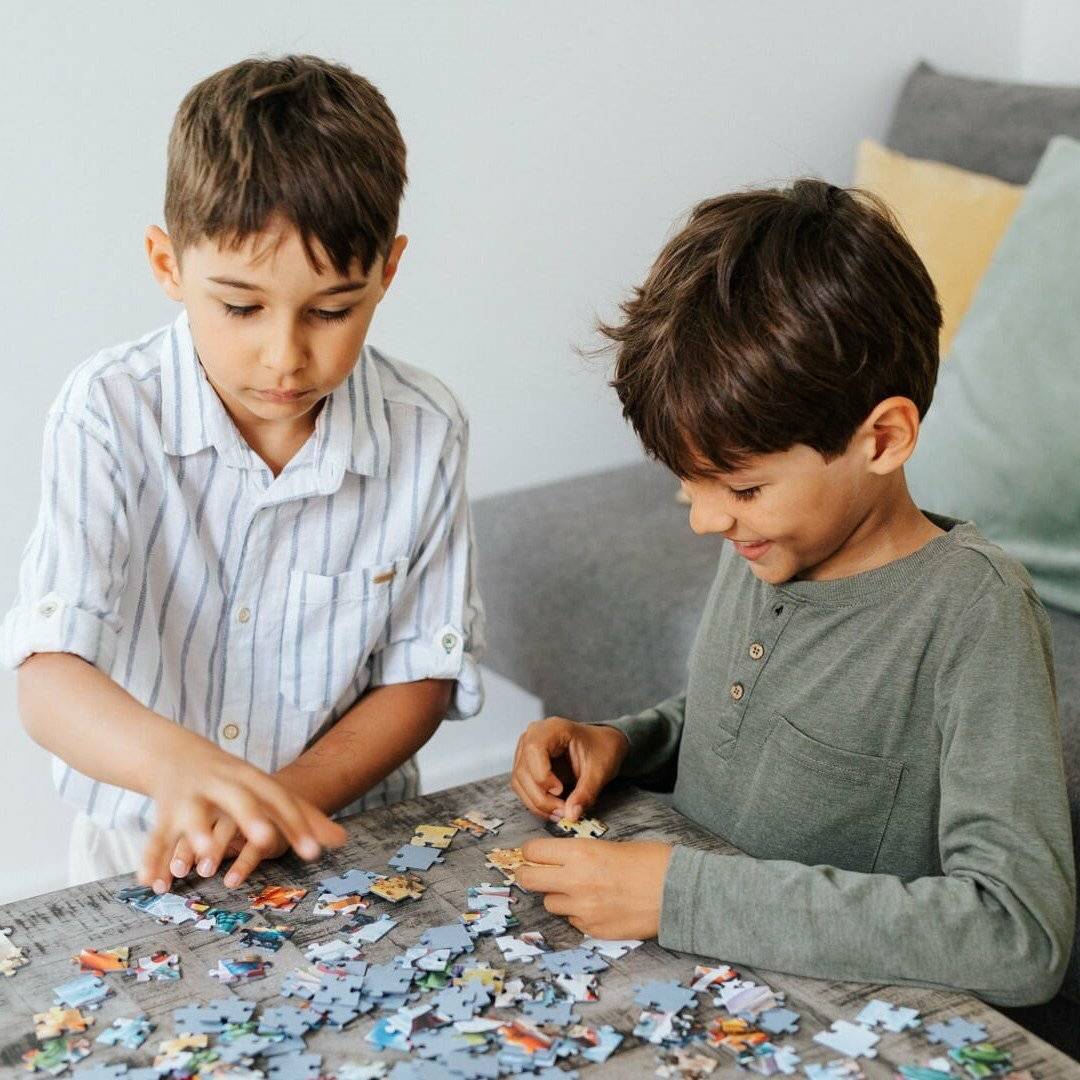 TREFL Puzzle Der tapfere Kö nig der Lö wen 100 Teile