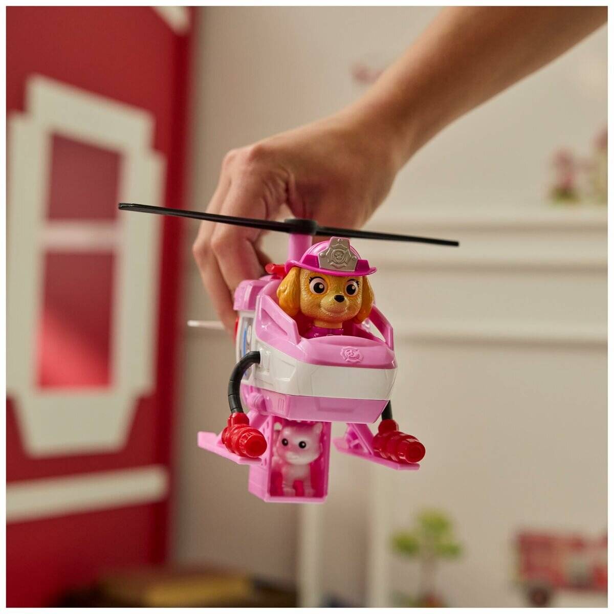Paw Patrol Fire Rescue - Skyes Rettungshubschraube (Mit Skye Hundefigur Und Katzenfigur)