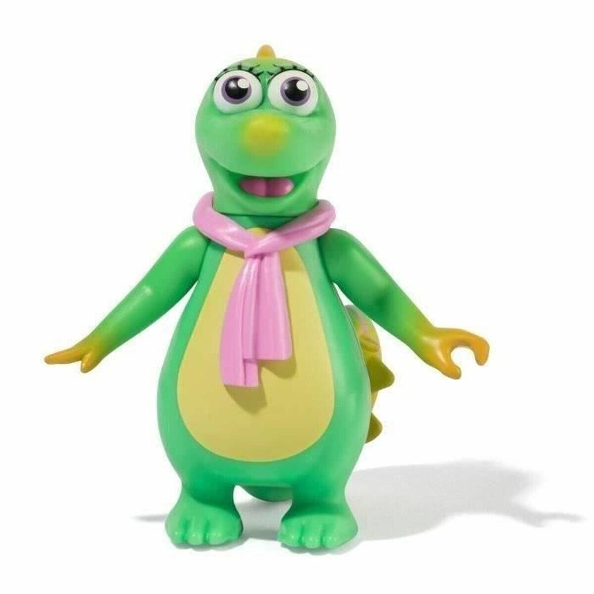 Grünes Cartoon-Dinosaurier-Spielzeug mit großen Augen, rosa Schal und gelbem Bauch auf weißem Hintergrund.
