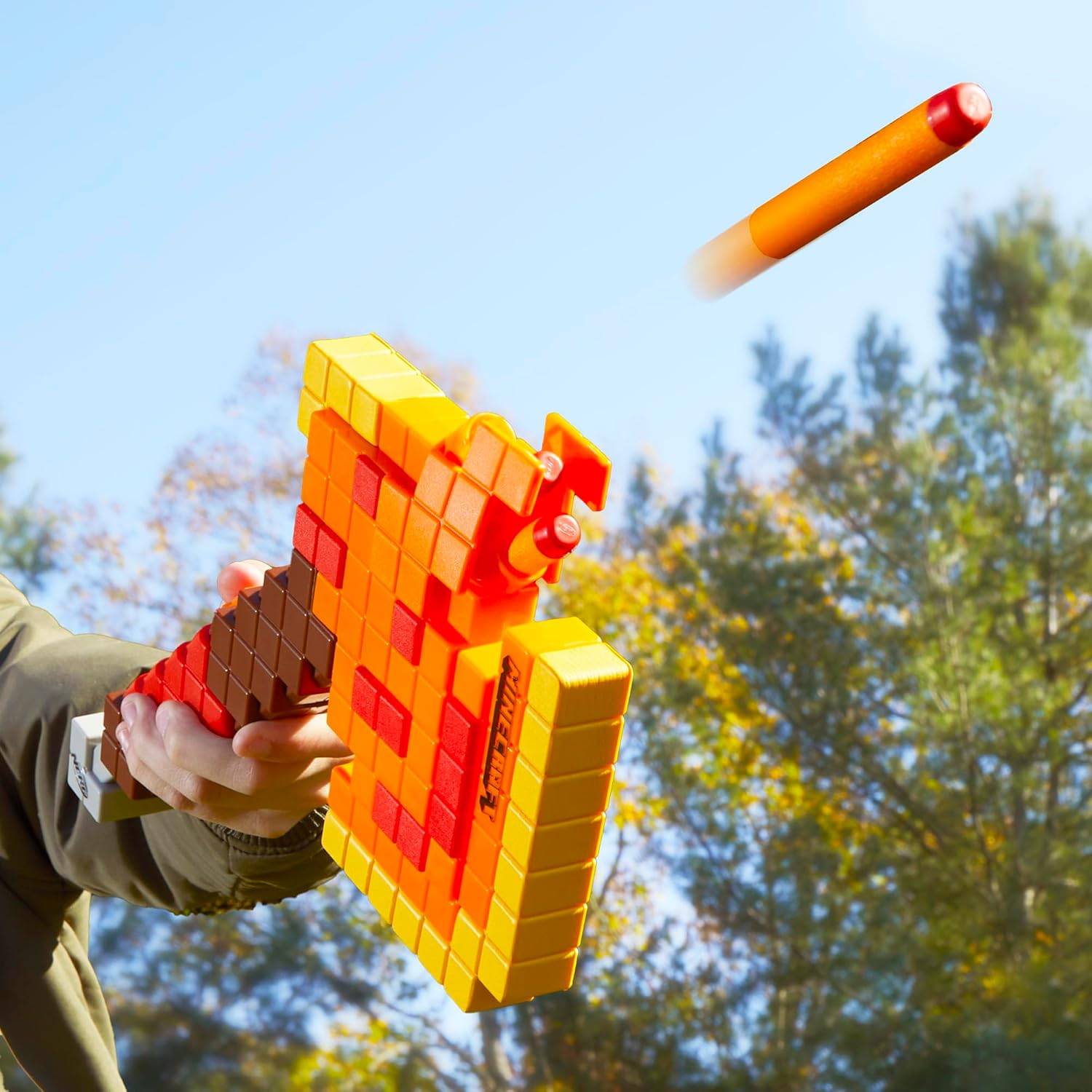 NERF Minecraft Firebrand Dart Blasting Axt 6 Elite Foam Darts ab 3 Jahre