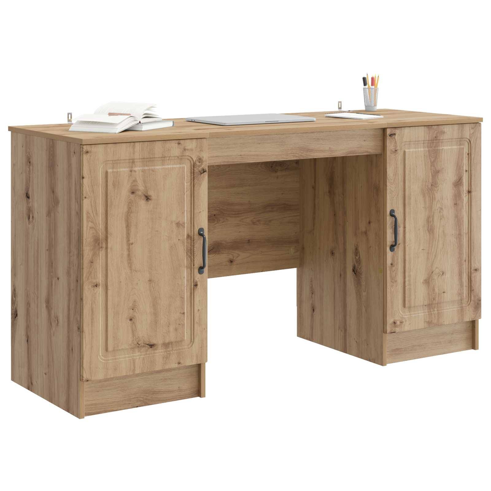 Holzschreibtisch mit zwei Schrankflügeln, offener Beinfreiraum in der Mitte und Büchern sowie Papieren auf der Oberseite auf weißem Hintergrund.