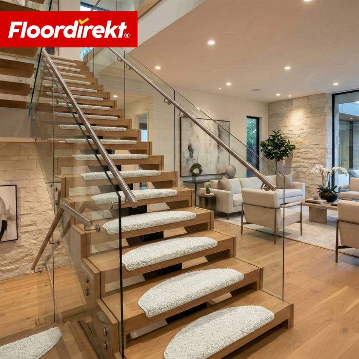 FLOORDIREKT Stufenmatte Madrid - Halbrunde Shaggy Stufenmatte - Selbstklebend & Schalldämmend - 65 x 23,5 cm - Creme