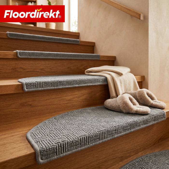 FLOORDIREKT Stufenmatte Monaco - Halbrunde Stufenmatte - Selbstklebend & Schalldämmend - Grau - 65 x 23,5 cm
