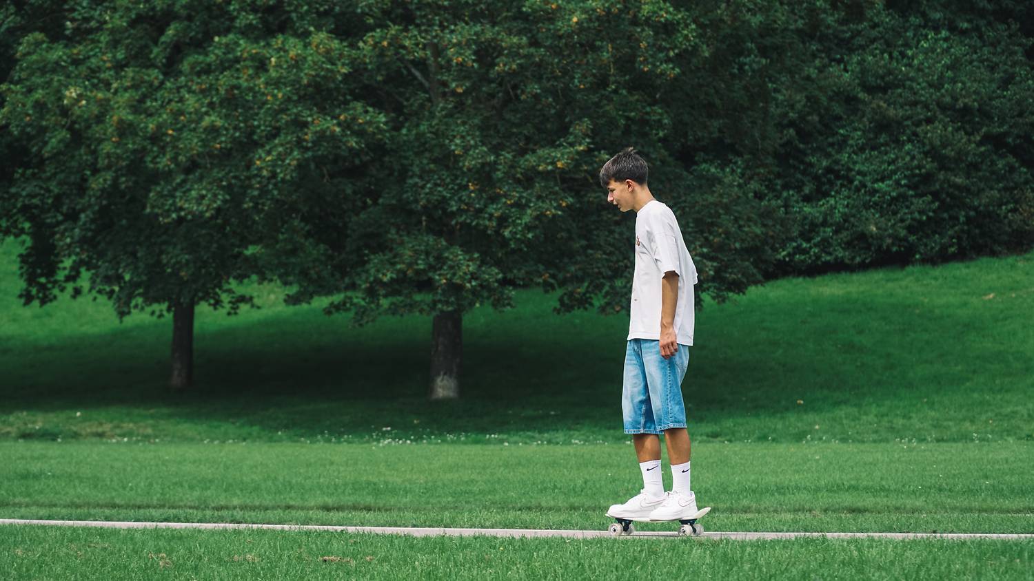 muuwmi Lights Skateboard Fun GLOW, mit Leuchtrollen und Glow-Effekt