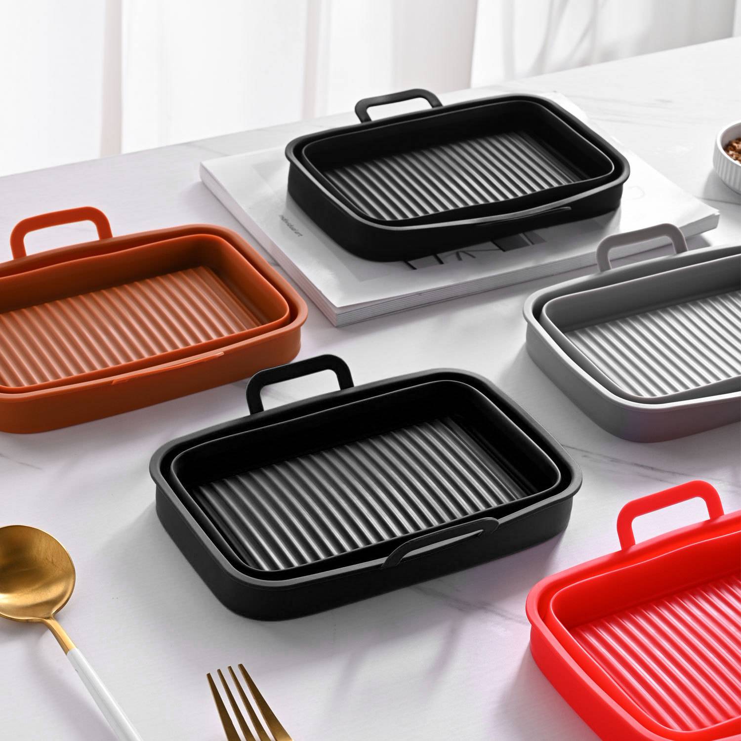 Zusammenklappbare quadratische Silikonform für Airfryer 19,5 x 12,7 x 7 cm Black
