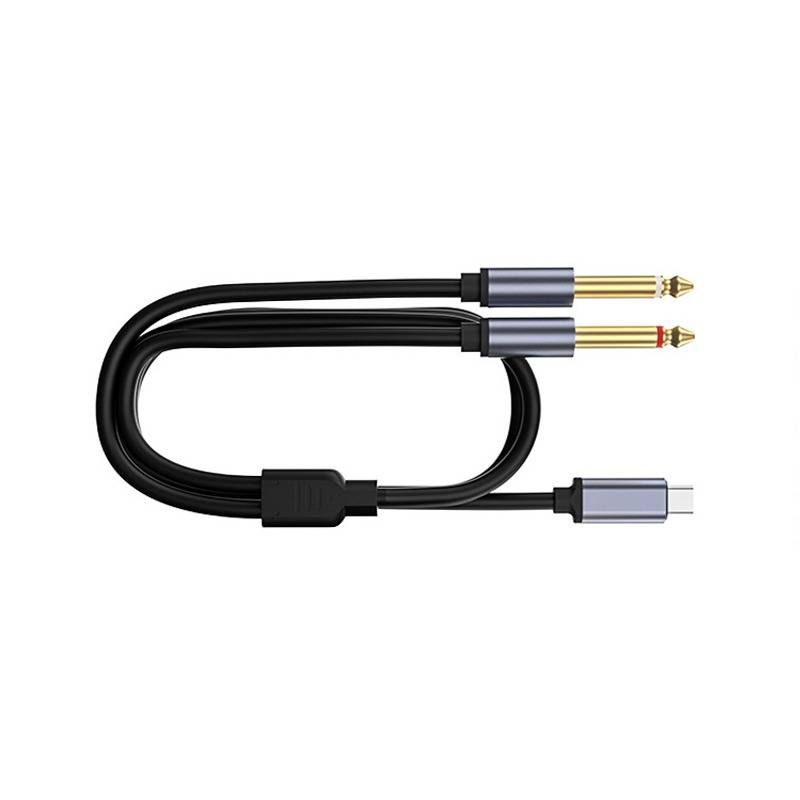 Schwarzes Audio-Splitterkabel mit zwei 1/4-Zoll-Steckern auf der einen Seite und einem 3,5-mm-Stecker auf der anderen Seite.