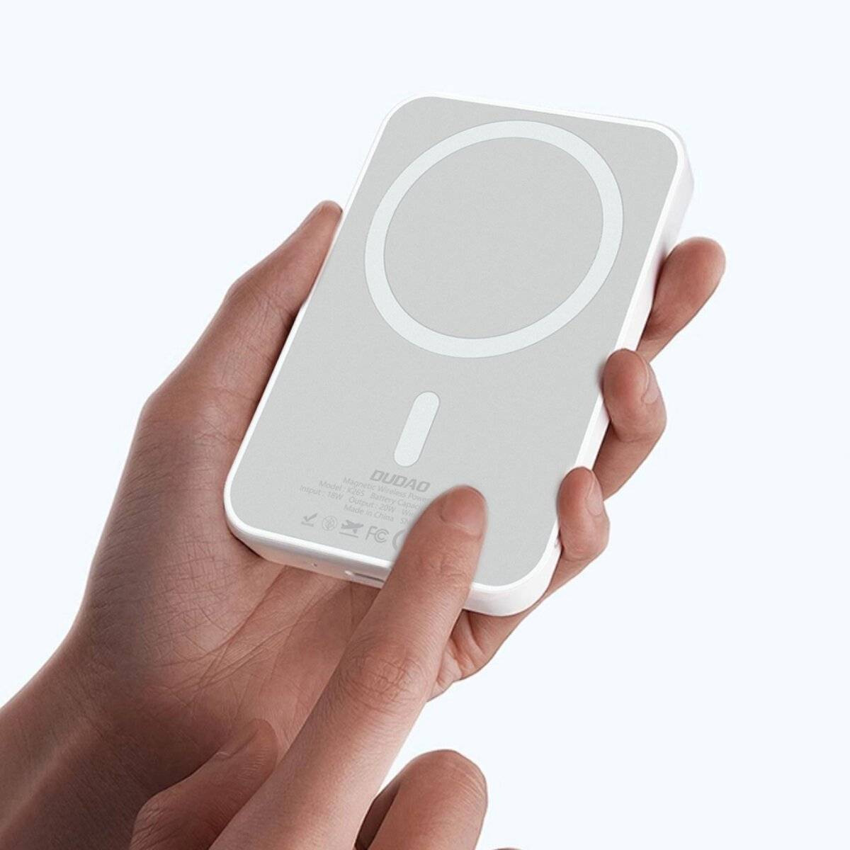 Dudao K26 Powerbank 10000 mAh 20W Wireless magnetisches Laden Weiß
