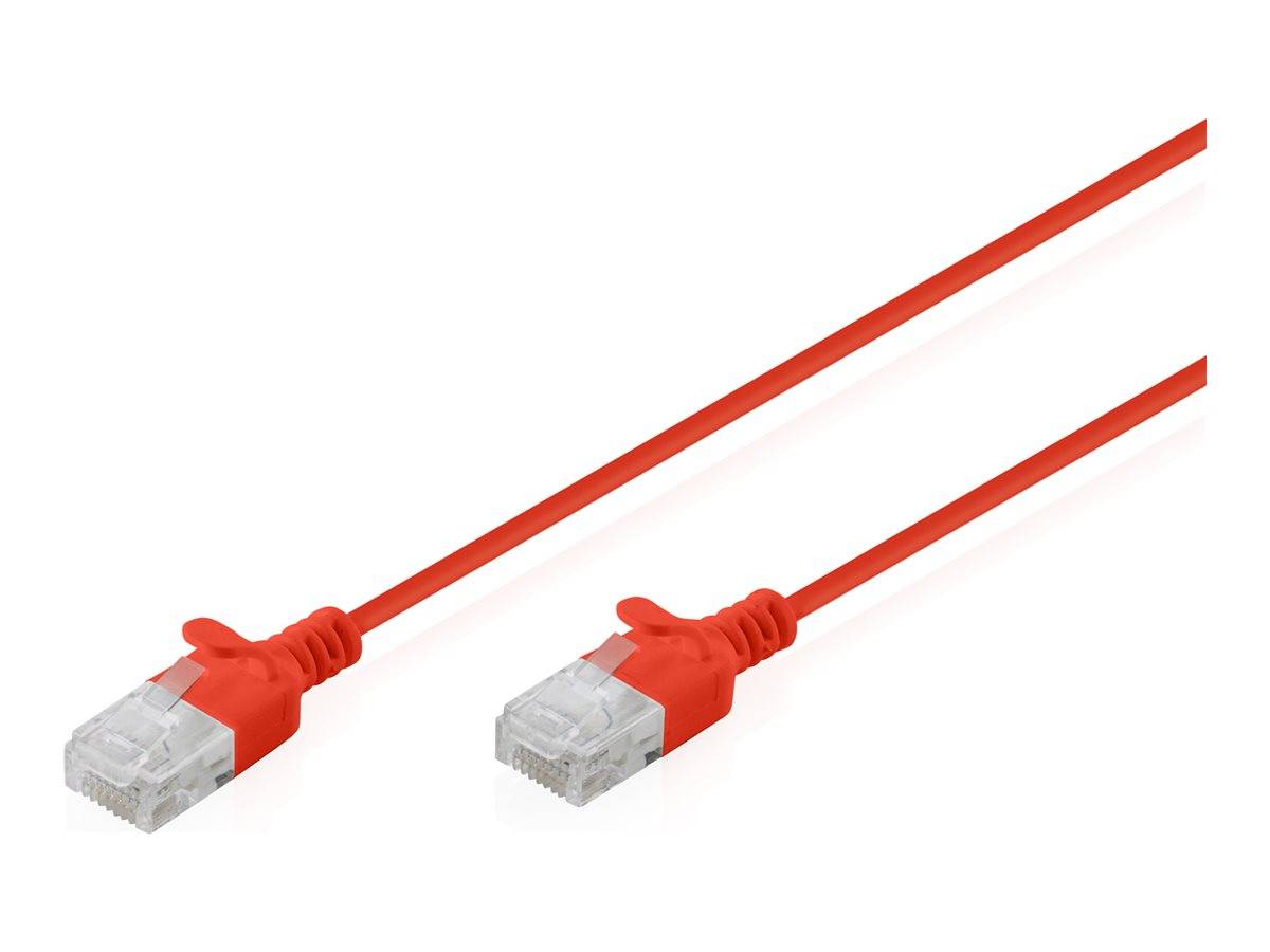 Zwei rote Ethernet-Kabel mit transparenten RJ45-Steckern auf weißem Hintergrund.