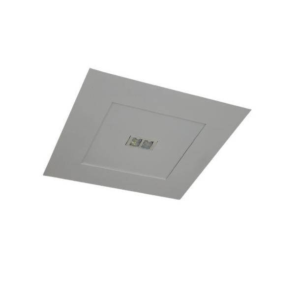 Quadratische weiße Deckenleuchte mit Einbau und zentraler kleiner Lichtquelle auf einfachem weißem Hintergrund