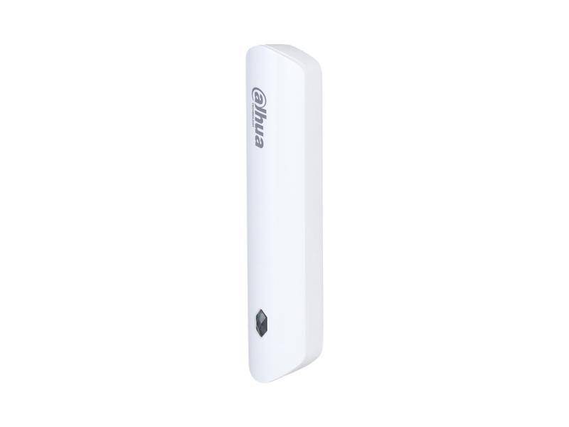 Weiße kabellose Dahua USB-Sicherheitskamera mit schlankem vertikalem Gehäuse auf einfachem Hintergrund.