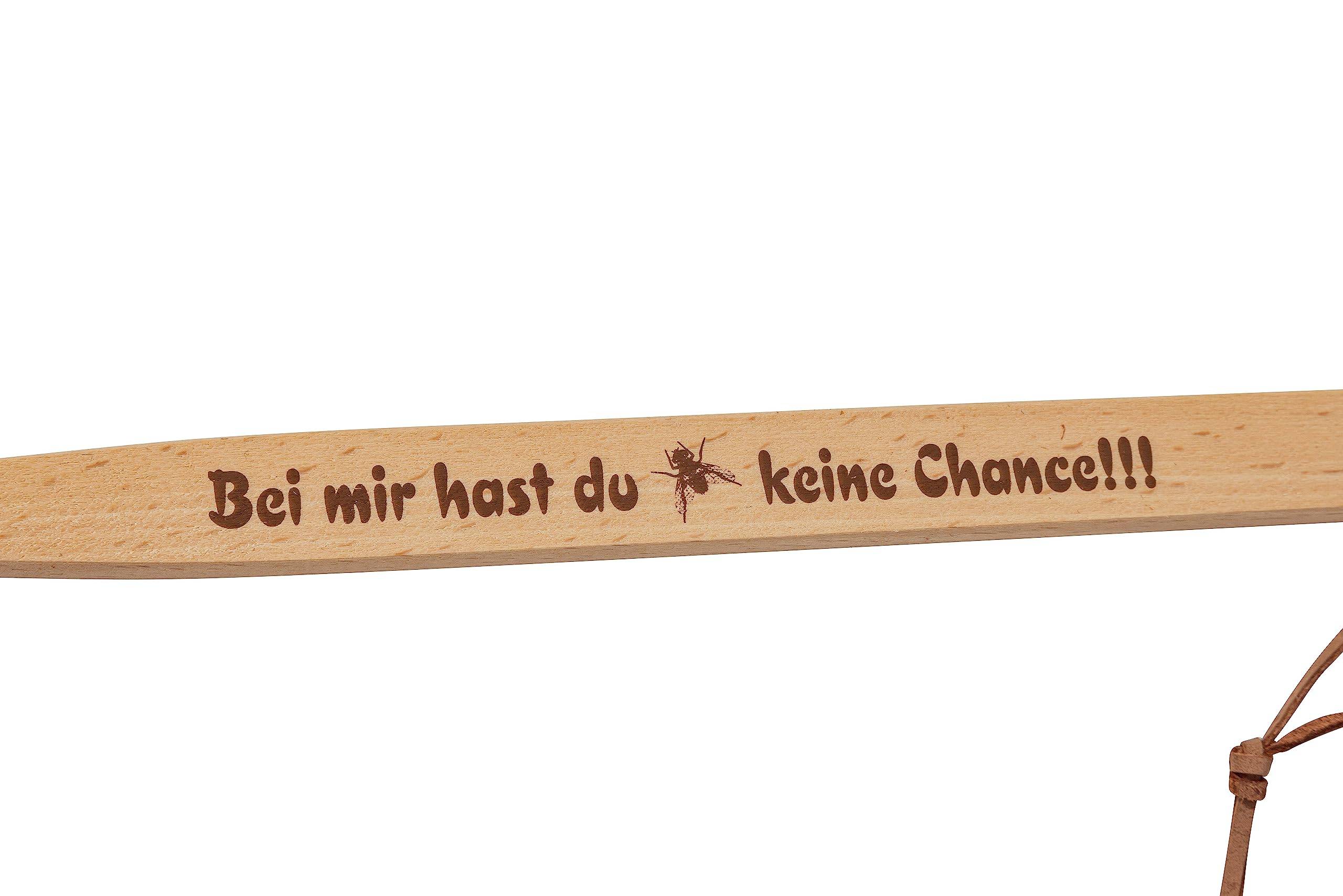 Neustanlo | Fliegenklatsche aus Buchenholz und Leder | mit Spruch | Bei Mir hast du Keine Chance!!! | extra stark | mit Holzstiel und Lederband